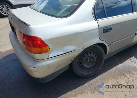 1998 Honda Civic Lx из США, поврежденный, VIN JHMEJ6672WS005755